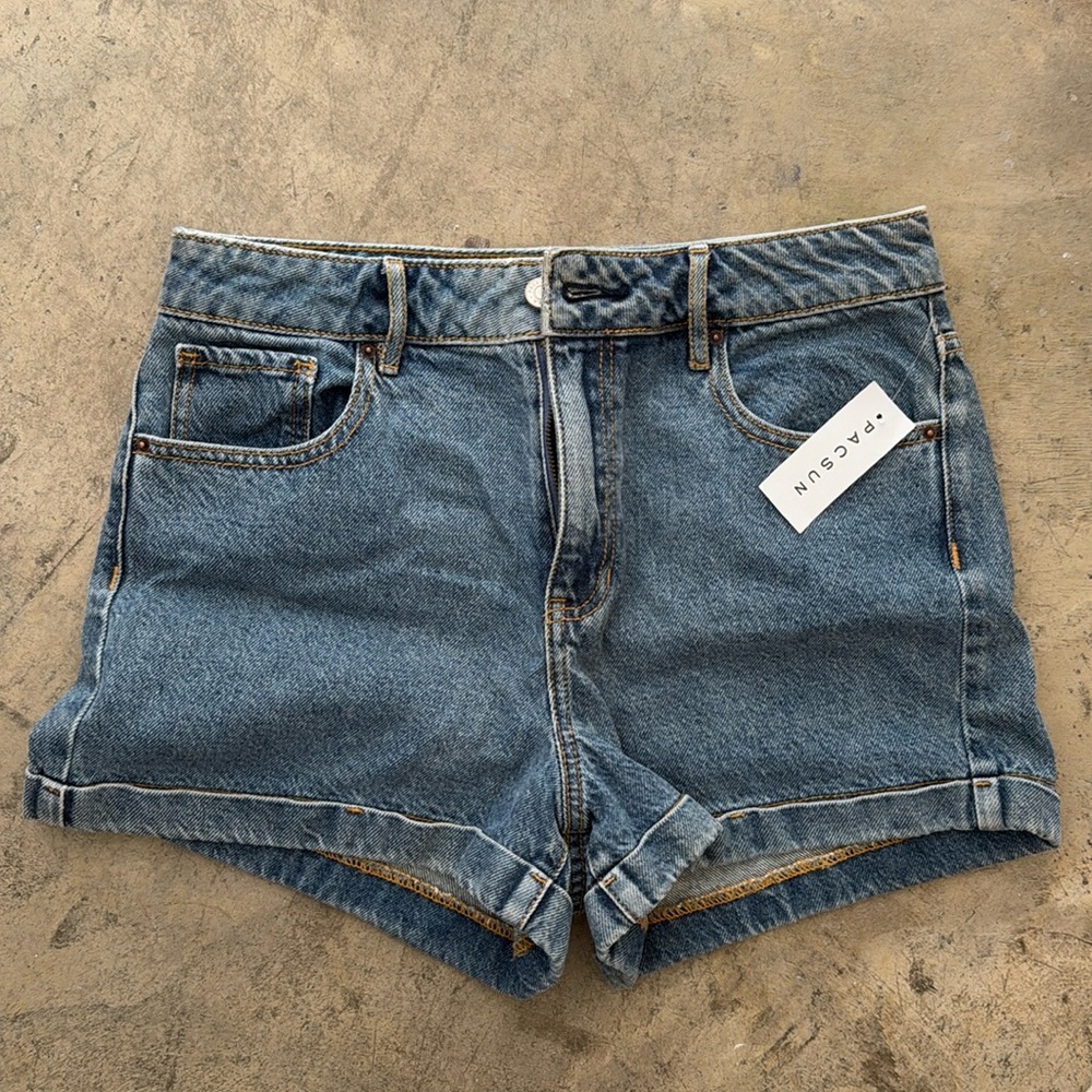 NEW Pacsun women’s denim mom shorts size 28